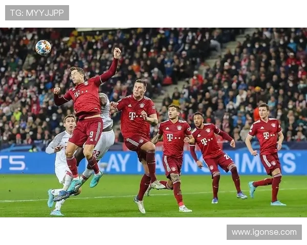 拜仁九将领衔德甲最佳阵容